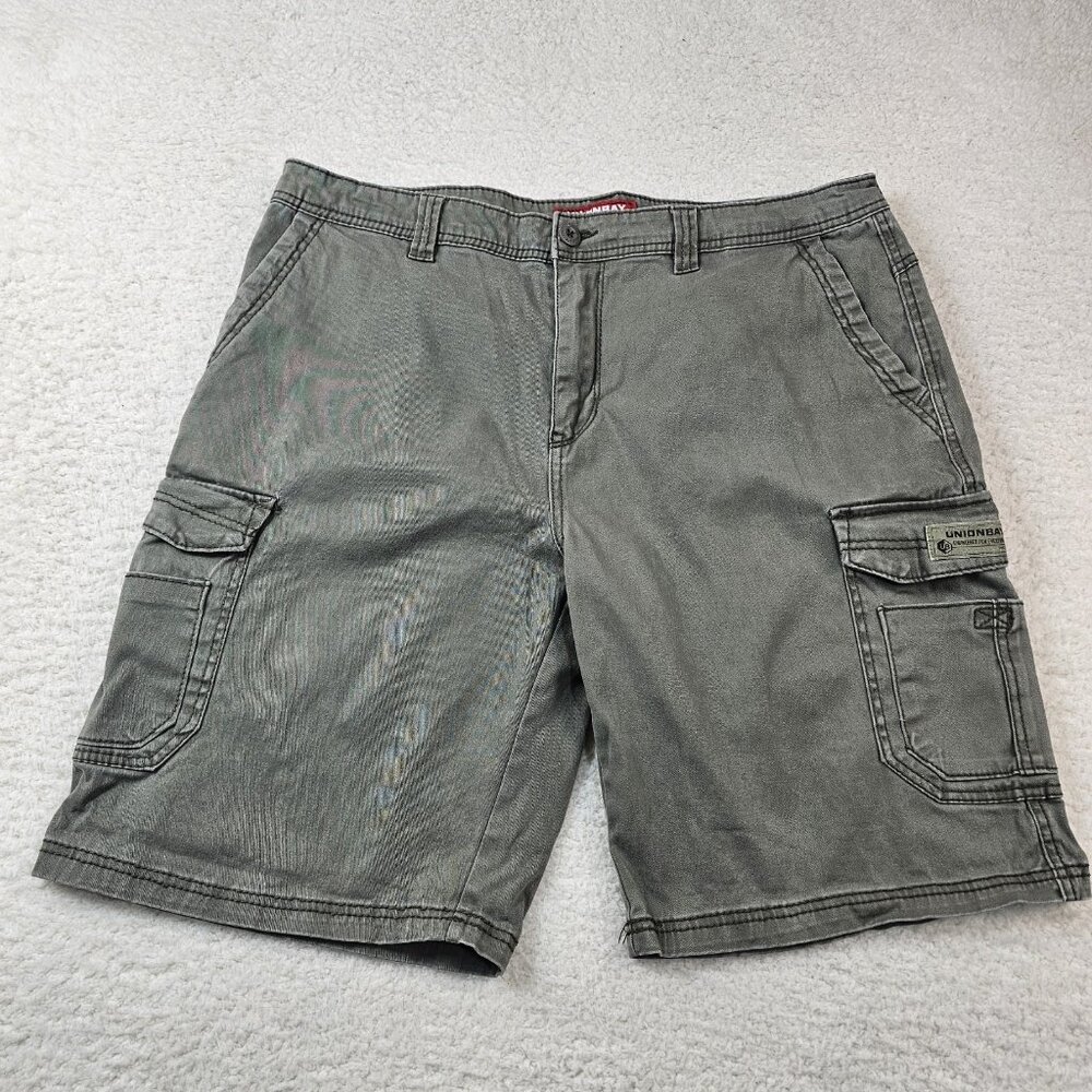 Union Bay Cargo Shorts Men's Size 40 Green‎ 10" Inseam Hiking Outdoors Gorpcore